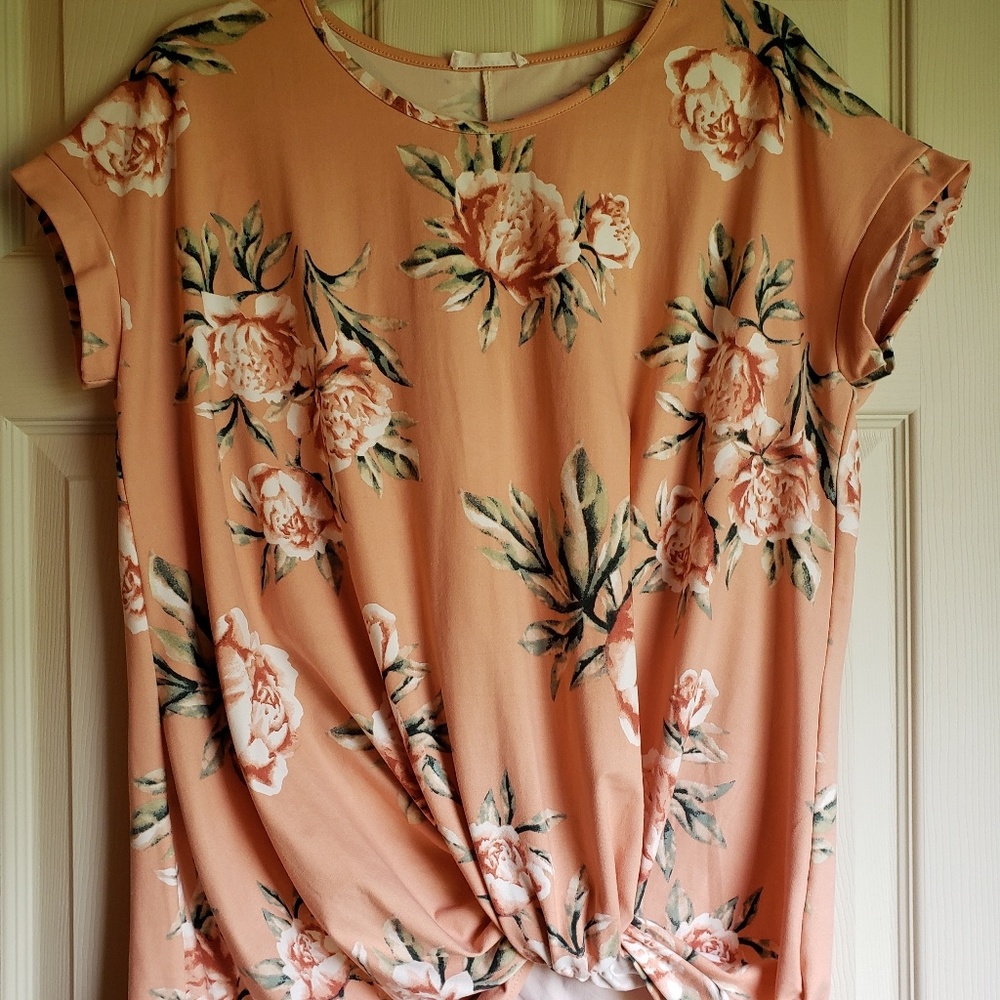 Peach Floral Knot Tee